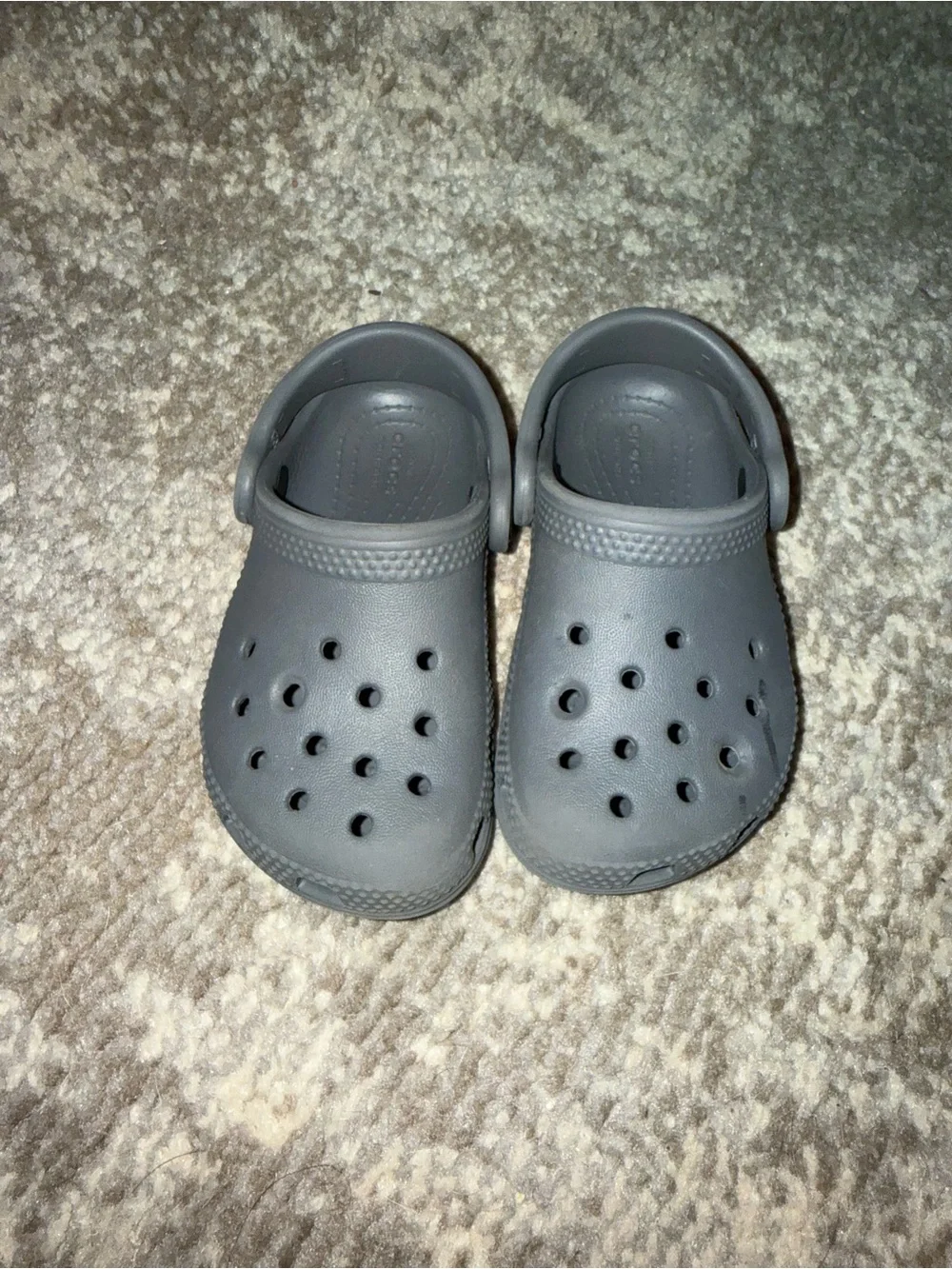 Toddler 7C Gray Crocs